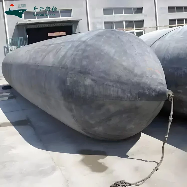 ¿Qué son los airbags de goma inflables y cómo mejoran las operaciones marítimas?