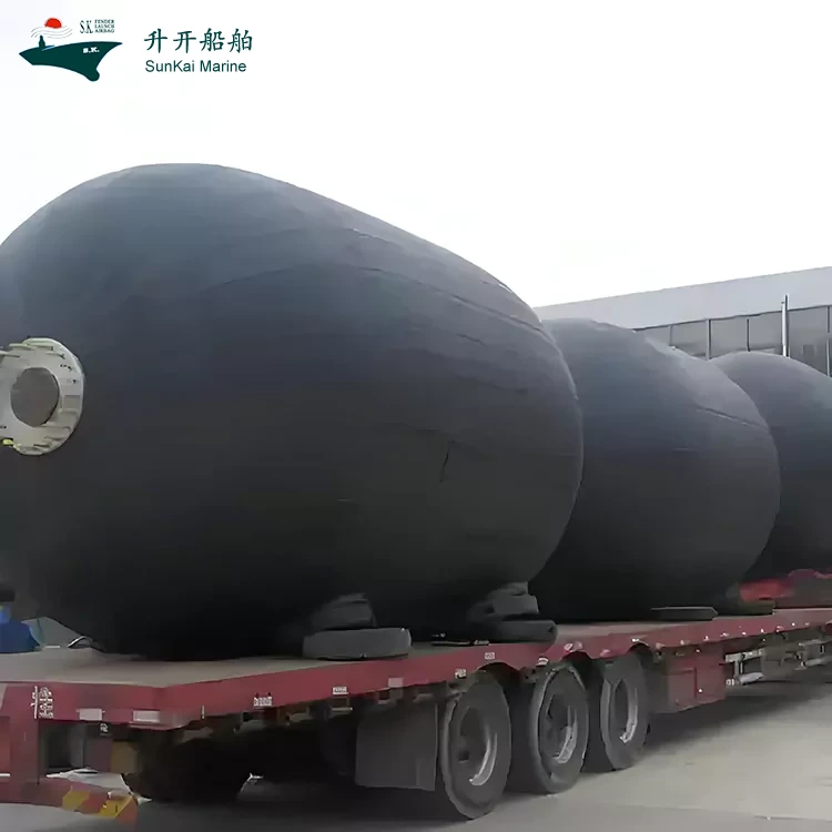 Las defensas inflables marinas recientemente desarrolladas por Shengkai Marine Supplies Co., Ltd. salieron oficialmente de la línea de producción y entraron en servicio